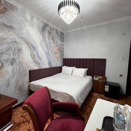 فندق Luxurious تاراز المظهر الخارجي الصورة