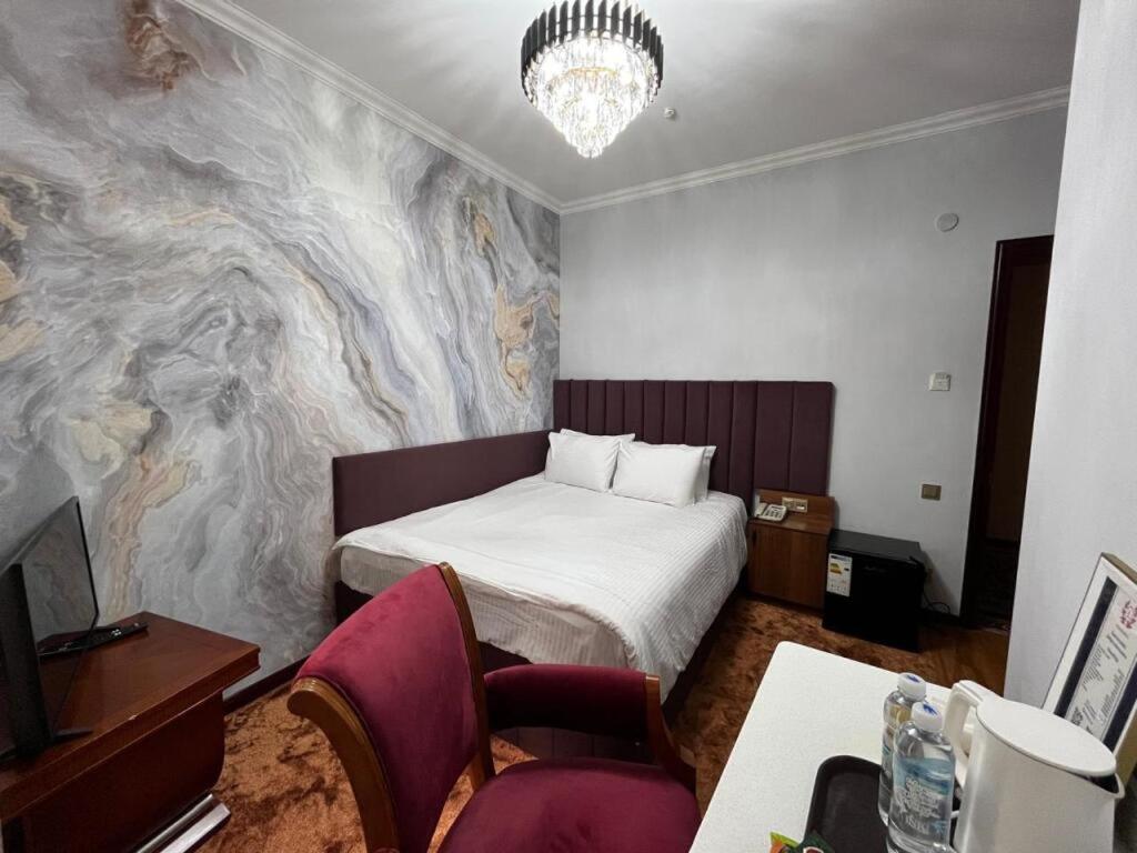 فندق Luxurious تاراز المظهر الخارجي الصورة